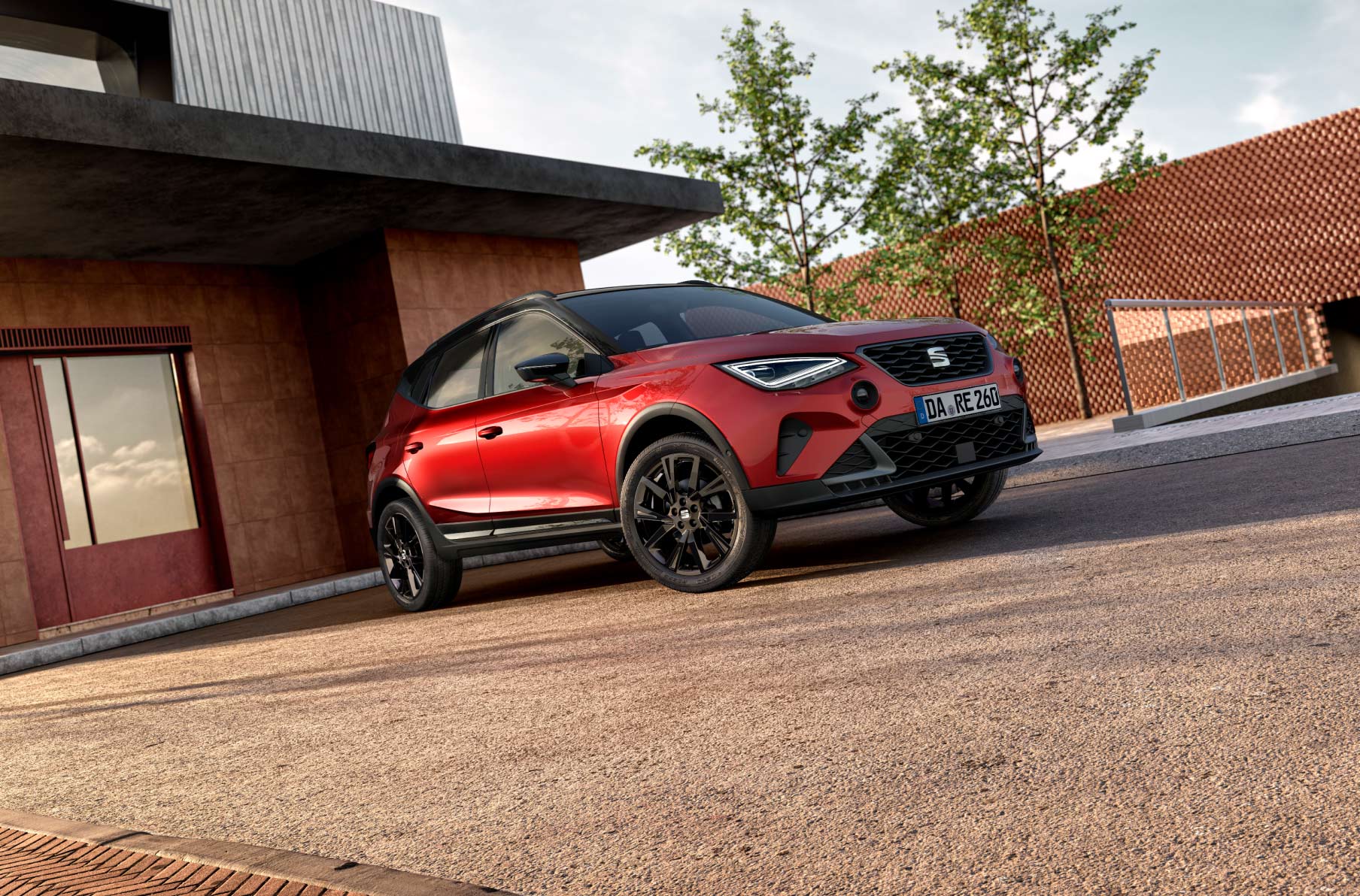 SEAT Arona FR Black Edition, Seitenansicht des Fahrzeugs mit schwarzen Details.